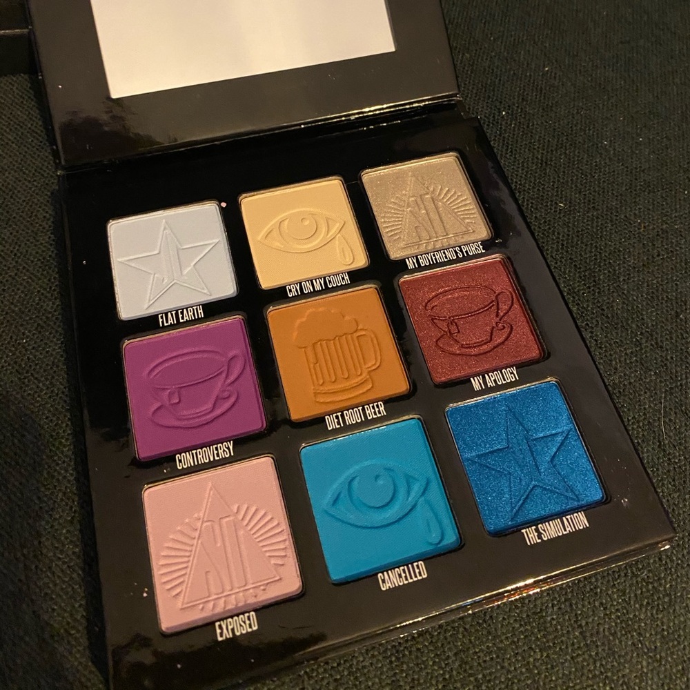 Mini Controversy Palette